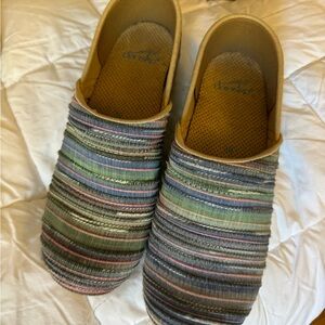 Dansko multicolored espadrille professional clogs 39